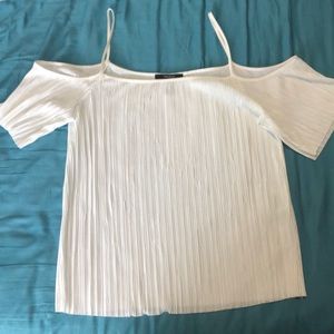 SOLD! NWOT open shoulder top